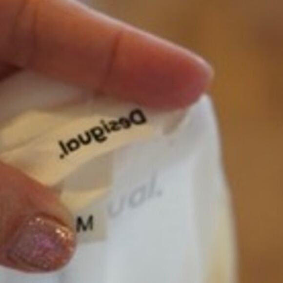 Desigual Sleeveless Crew Neck Pullover Top White Womens Size Medium - Picture 8 of 9